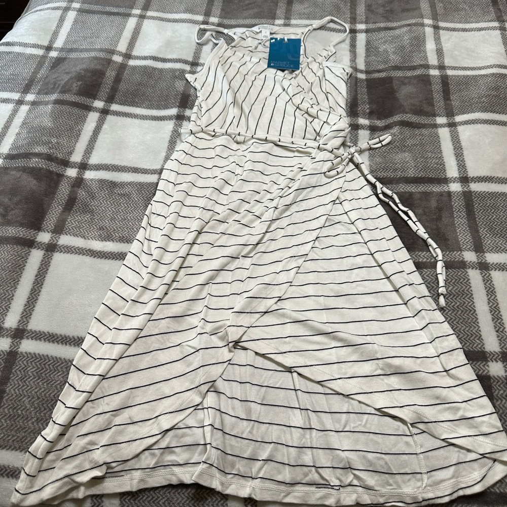 Market & Spruce White and Black Striped Maxi Dress